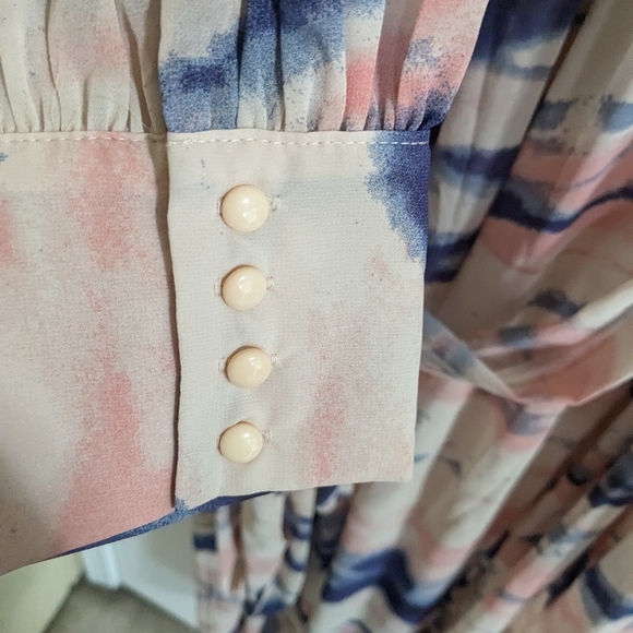 Women's plus size dress - Picture 7 of 8